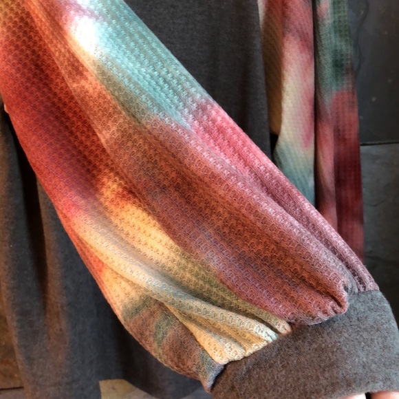 Long sleeve top - Picture 3 of 6